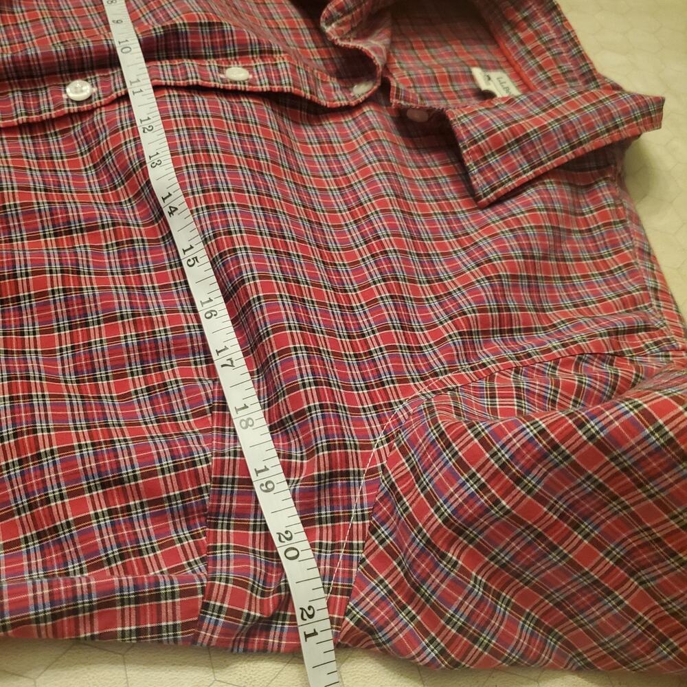 CLASSIC OUTDOOR VIBE! L.L. Bean Plaid Flannel Button Down - Picture 7 of 11